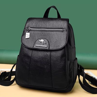 Sac-a-dos-femme-tendance-noir-chic