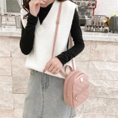 petit-sac-a-dos-femme-rose-cuir-bandouliere