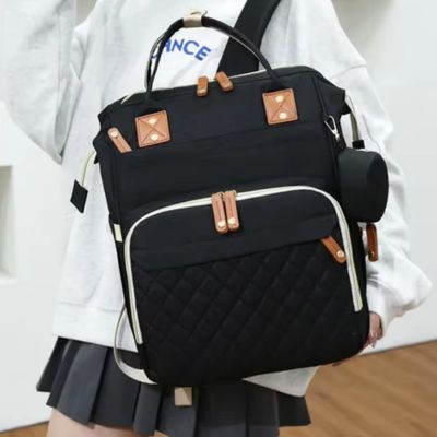 sac-a-dos-a-langer-bebe-noir-design