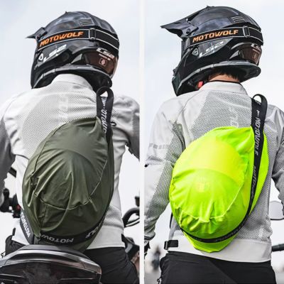 sac-a-dos-casque-moto-jaune-vert