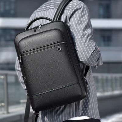 sac-a-dos-cuir-homme-noir-tendance