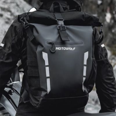 sac-a-dos-etanche-moto-noir-style