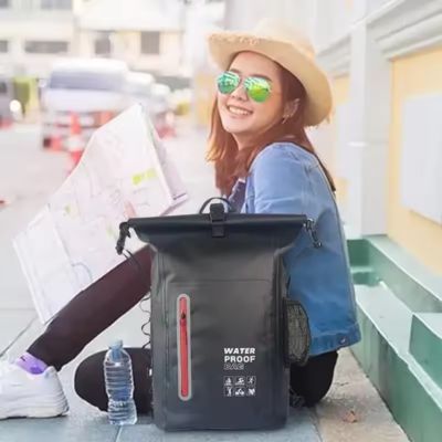 sac-a-dos-etanche-nautique-noir-voyage