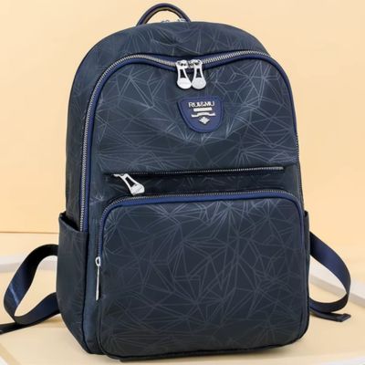 sac-a-dos-femme-bleu-marine-chic-voyage