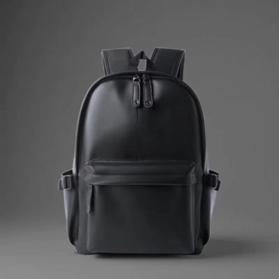 sac-a-dos-homme-cuir-noir-petit-ville