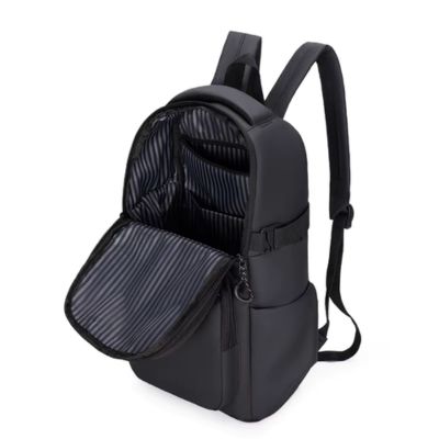 sac-a-dos-homme-ouvert