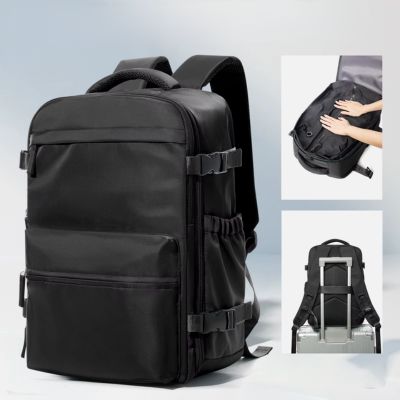 sac-a-dos-voyage-cabine-noir-avion